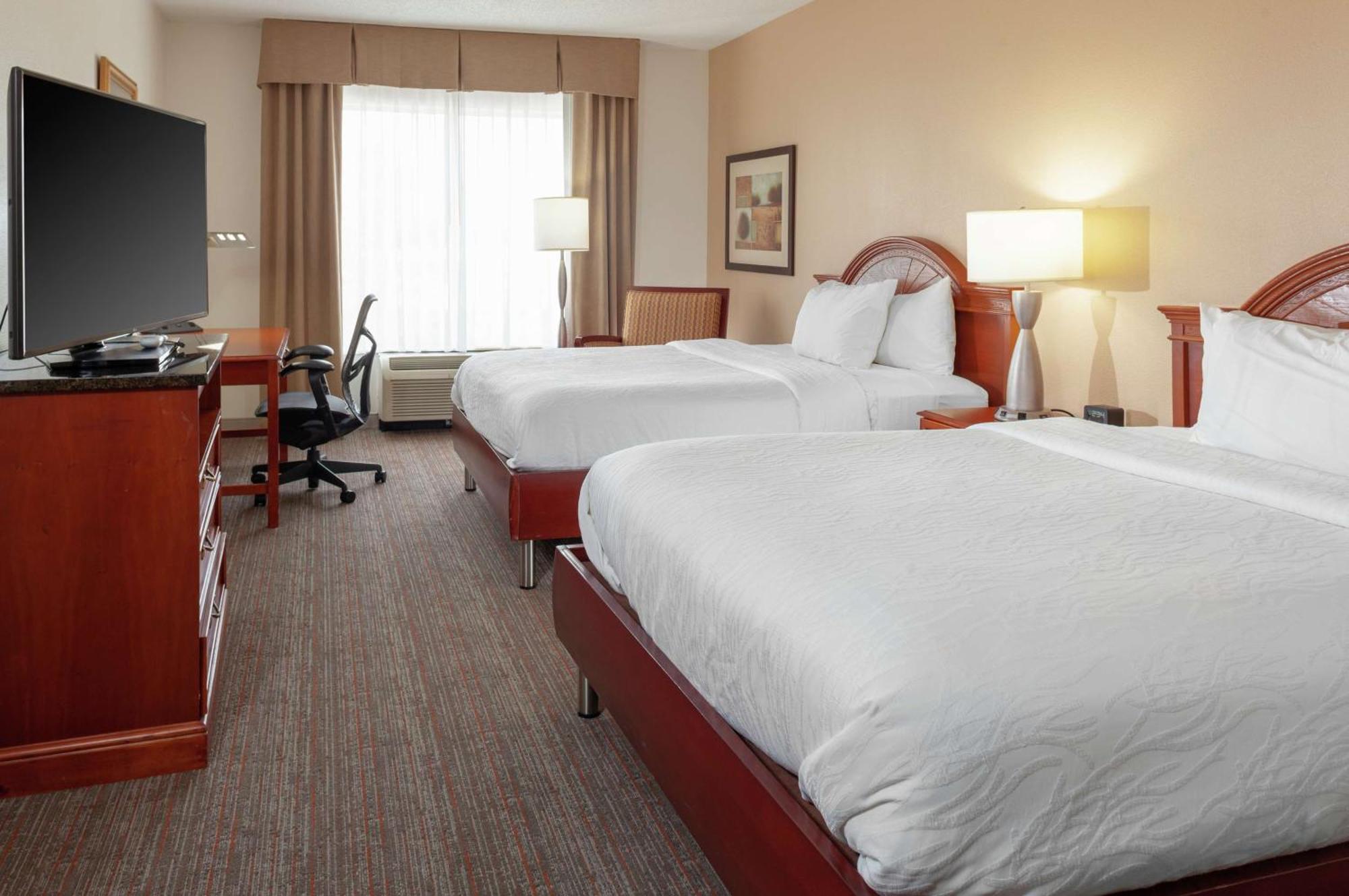 Hilton Garden Inn Charlotte North Zewnętrze zdjęcie