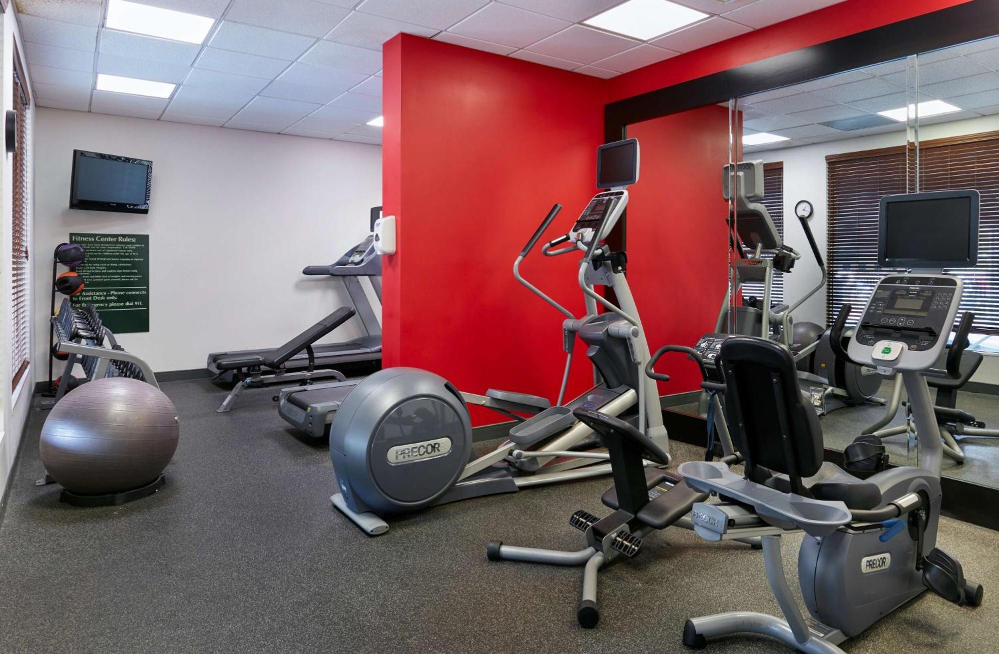 Hilton Garden Inn Charlotte North Zewnętrze zdjęcie