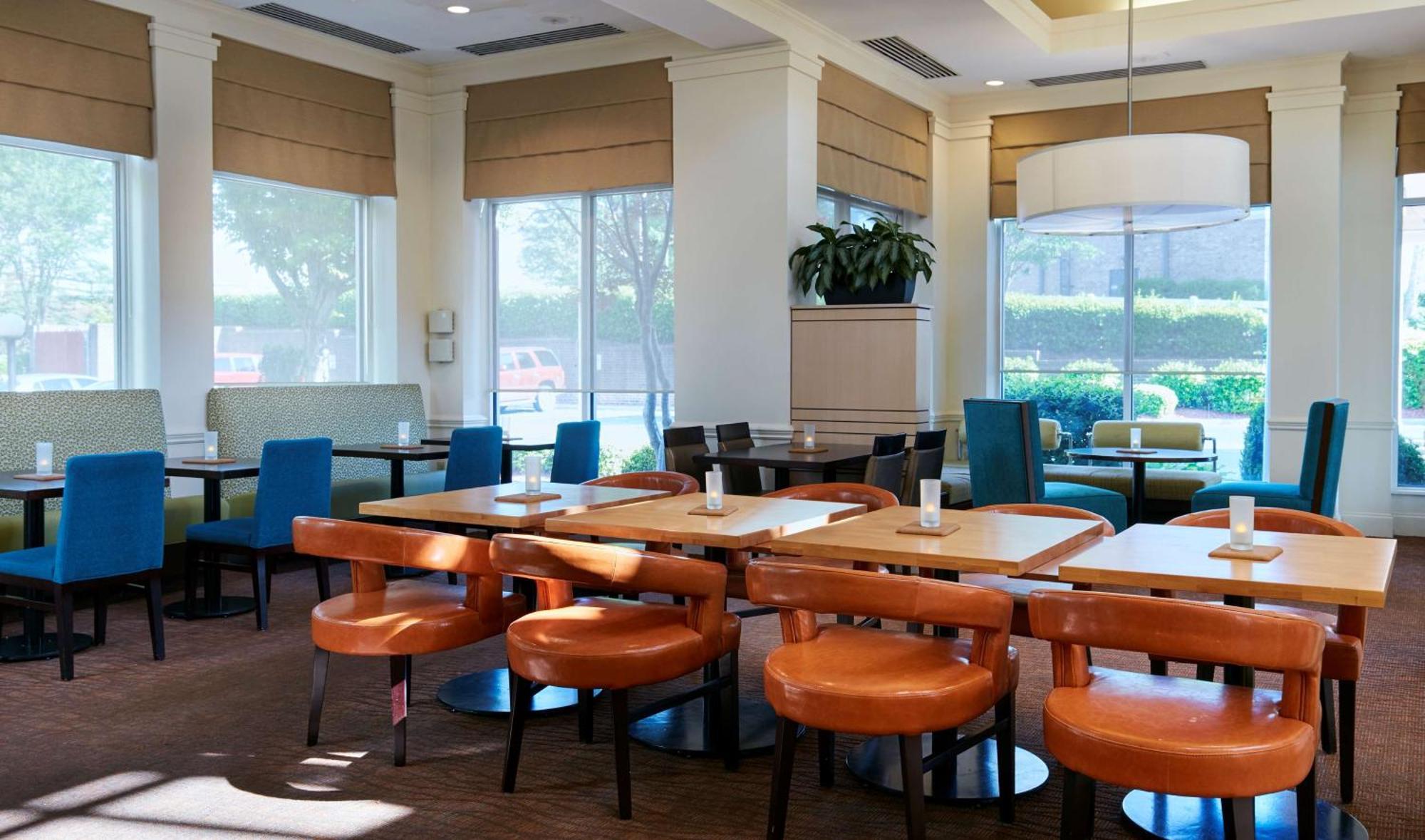 Hilton Garden Inn Charlotte North Zewnętrze zdjęcie