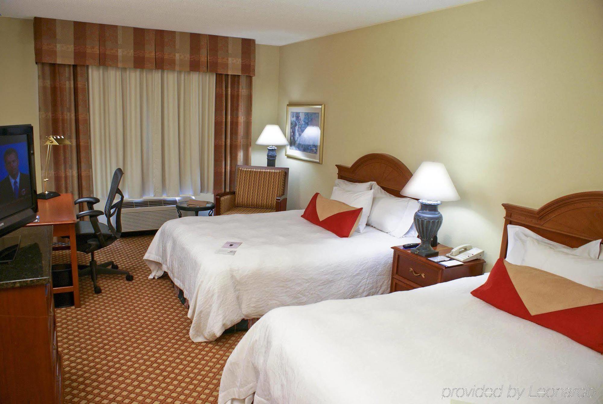 Hilton Garden Inn Charlotte North Pokój zdjęcie