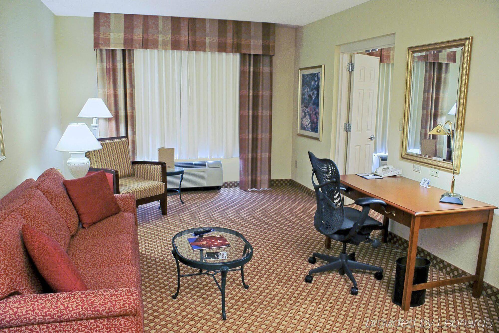 Hilton Garden Inn Charlotte North Zewnętrze zdjęcie
